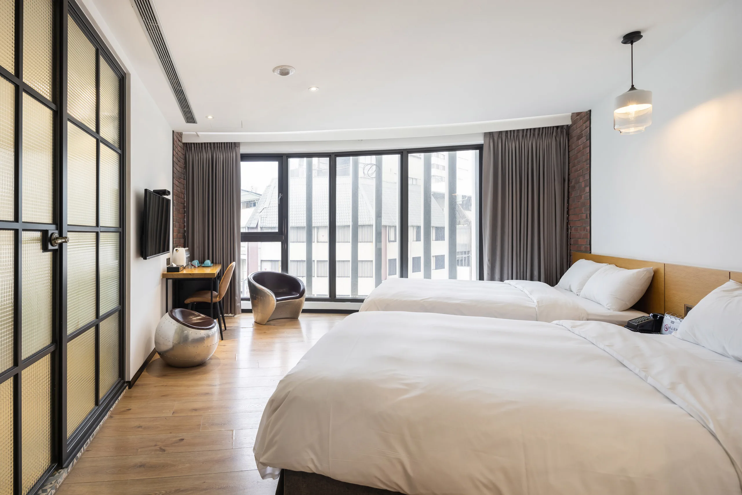 Standard Quadruple Room2