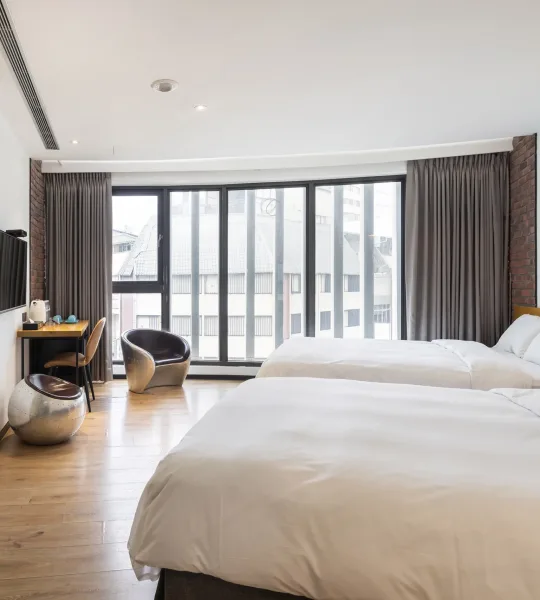 Standard Quadruple Room2
