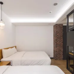Deluxe Quad Room0