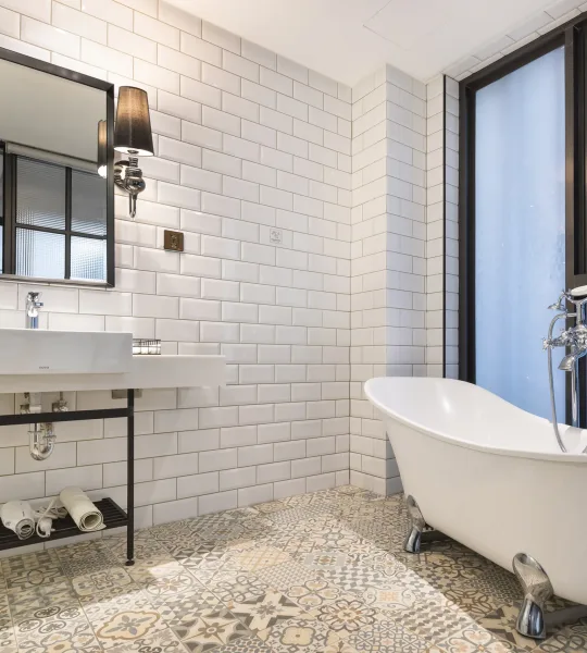 Deluxe Quad Room1