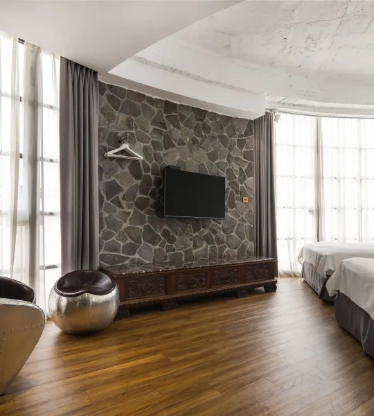 Superior Quad Room4